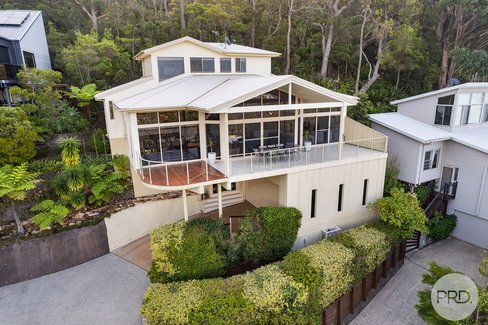 9 Tareebin Road, NELSON BAY NSW 2315