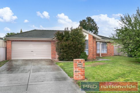 9 Tudor Avenue, DELACOMBE VIC 3356