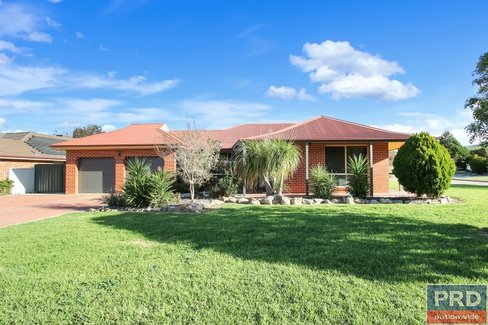 9 Wright Street, GLENROY NSW 2640