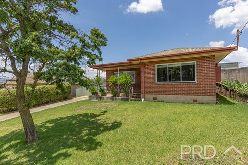 90 Broughton Street, TUMUT NSW 2720