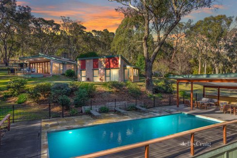 90 Clintons Road Smiths Gully 3760