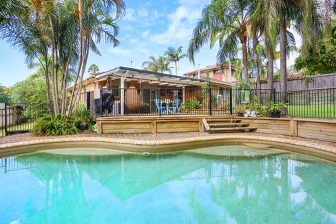 90 Mingaletta Drive, ASHMORE QLD 4214