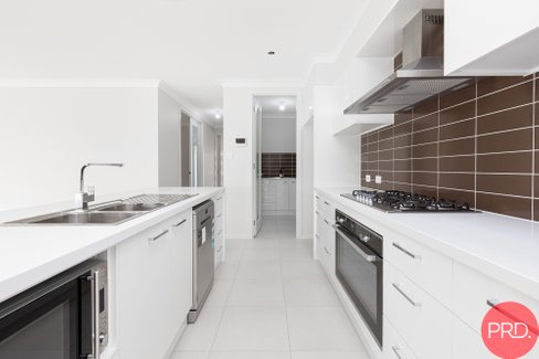 90 Rigby Drive, NORTH ROTHBURY NSW 2335