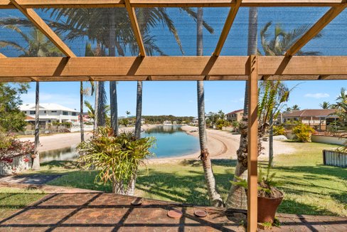 90 Townson Avenue, PALM BEACH QLD 4221