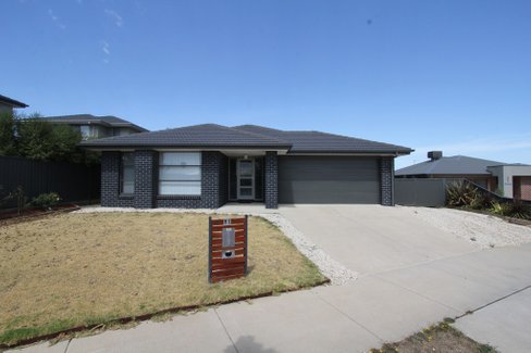 91 O'Shannassy Parade, Lucas VIC 3350