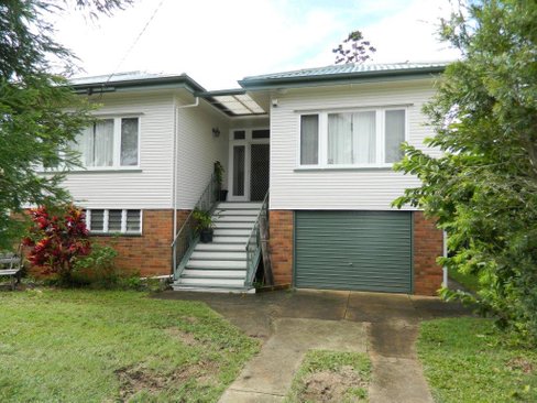 91 Redhill Road, NUDGEE QLD 4014