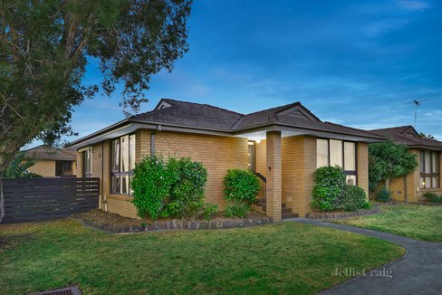 9/1316 Glen Huntly Road Carnegie 3163