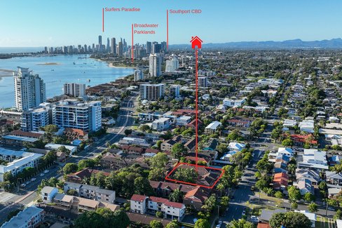 9/175 Muir Street, LABRADOR QLD 4215