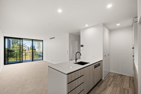 9/1969-1971 Gold Coast Highway, Burleigh Heads QLD 4220