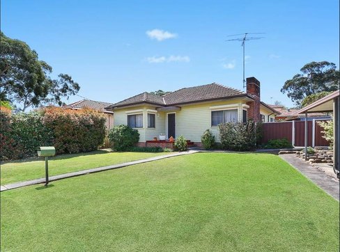 92 Boundary Road, MORTDALE NSW 2223