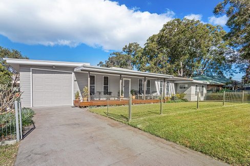 92 Gould Drive, LEMON TREE PASSAGE NSW 2319