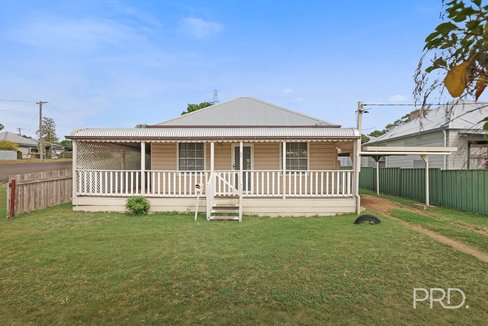 92 Hill Street, QUIRINDI