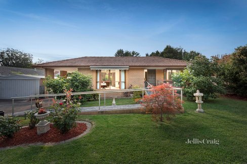 92 Landscape Drive Mooroolbark 3138