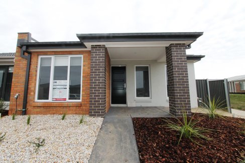 92 O'Shannassy Parade, Lucas VIC 3350