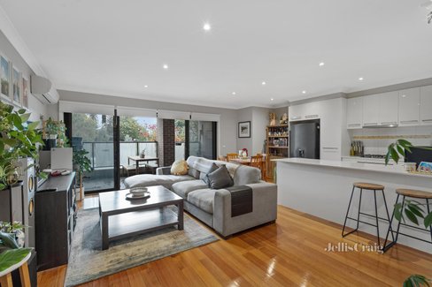 9 25 King Street Bayswater 3153