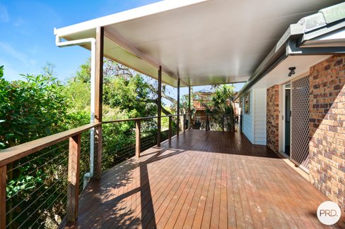 93 Ash Drive, BANORA POINT NSW 2486