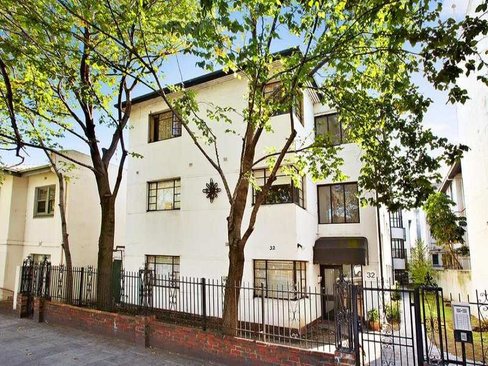 9 32 Fitzroy Street St Kilda 3182