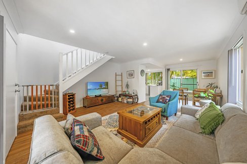 93/215 Cottesloe Drive, Mermaid Waters QLD 4218