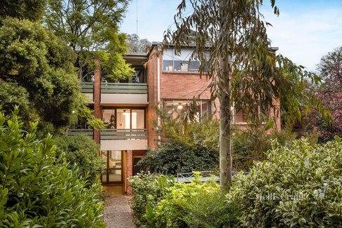 9 369 Abbotsford Street North Melbourne 3051