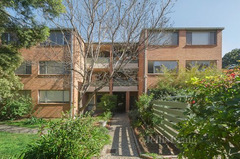 9 369 Abbotsford Street North Melbourne 3051