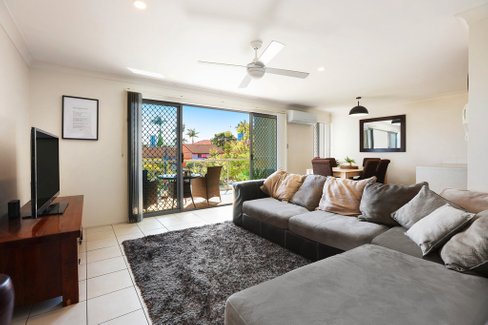 9/38 Johnston Street, SOUTHPORT QLD 4215