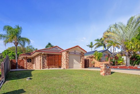 93A Greenacre Drive, PARKWOOD QLD 4214