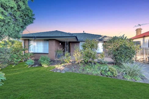 94 Bellarine Highway Newcomb 3219