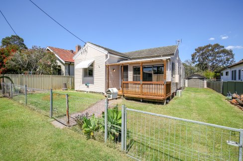 94 Beresford Avenue, BERESFIELD NSW 2322