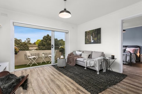 9/51-53 Bignell Street Flemington 3031