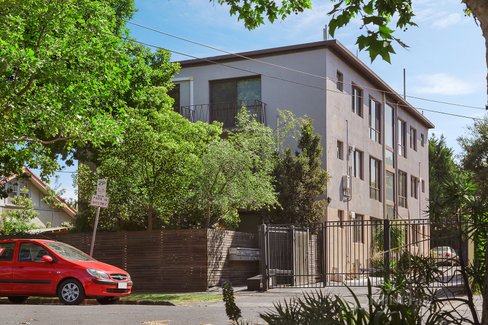 9/6 Arthur Street Fairfield 3078