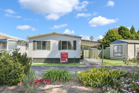 96 Casuarina Crescent, KANAHOOKA NSW 2530