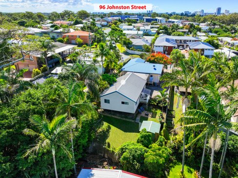 96 Johnston Street, SOUTHPORT QLD 4215