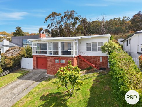 96 Knocklofty Terrace, WEST HOBART TAS 7000