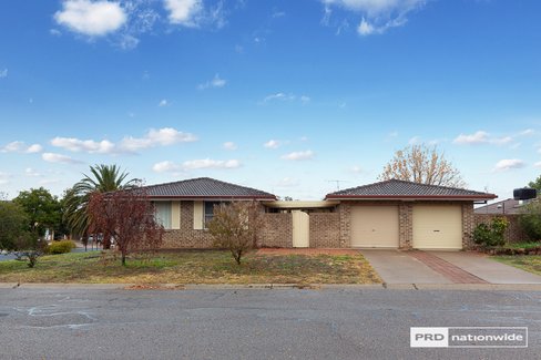 96 Lemon Gums Drive, TAMWORTH NSW 2340
