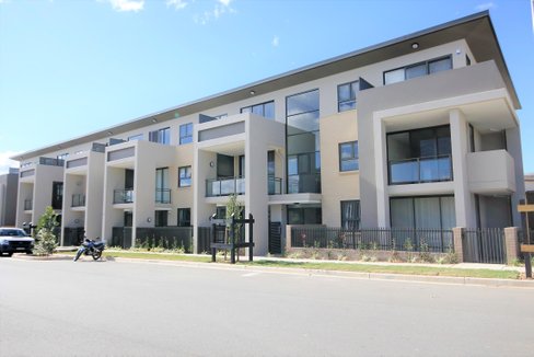 9/67 Newleaf Parade, BONNYRIGG NSW 2177