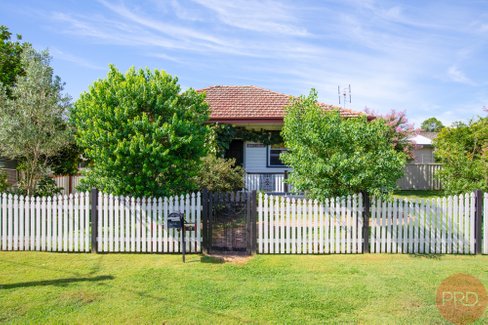97 Close Street, MORPETH NSW 2321