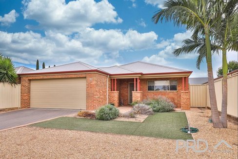 97 Panorama Drive, MILDURA VIC 3500