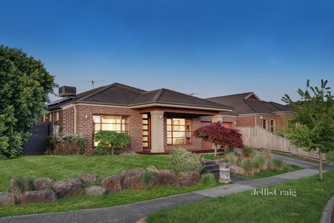 97 Victoria Knox Avenue Rowville 3178