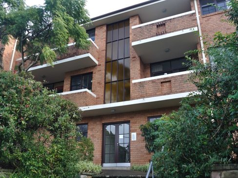 9/71 Woniora Road, HURSTVILLE NSW 2220