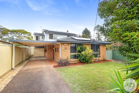 98 Clemenceau Crescent, TANILBA BAY NSW 2319