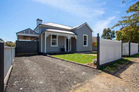98 Marong Road, BENDIGO VIC 3550
