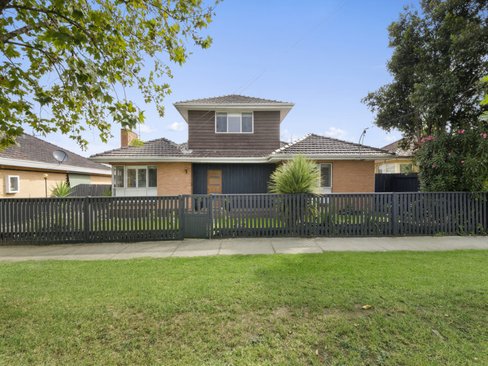 98 Powell Street Yarraville 3013