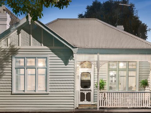 98 Spring Street North Port Melbourne 3207