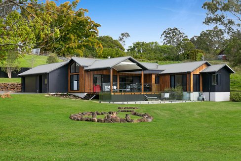 98 Trees Road, Tallebudgera QLD 4228