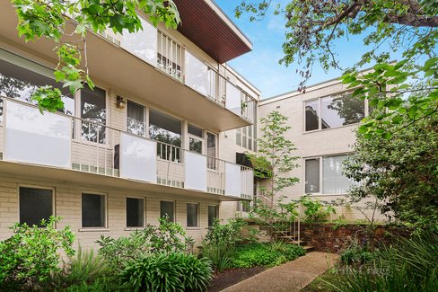 9/8 Washington Street Toorak 3142