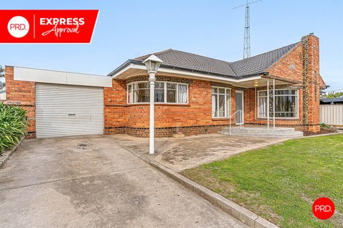 99 Sternberg St, KENNINGTON