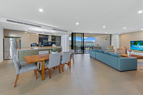 99/11 Altmann Avenue, CANNONVALE QLD 4802