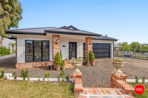 99A High Street, TARADALE VIC 3447