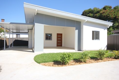 9a Leslie Street, ROSELANDS NSW 2196