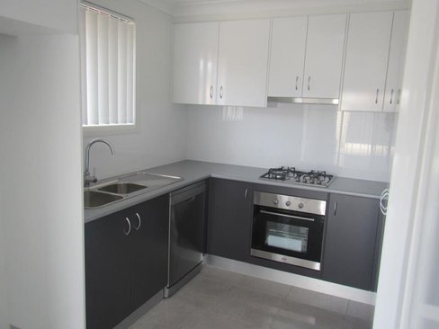 9a Wagtail Close, TAMWORTH NSW 2340